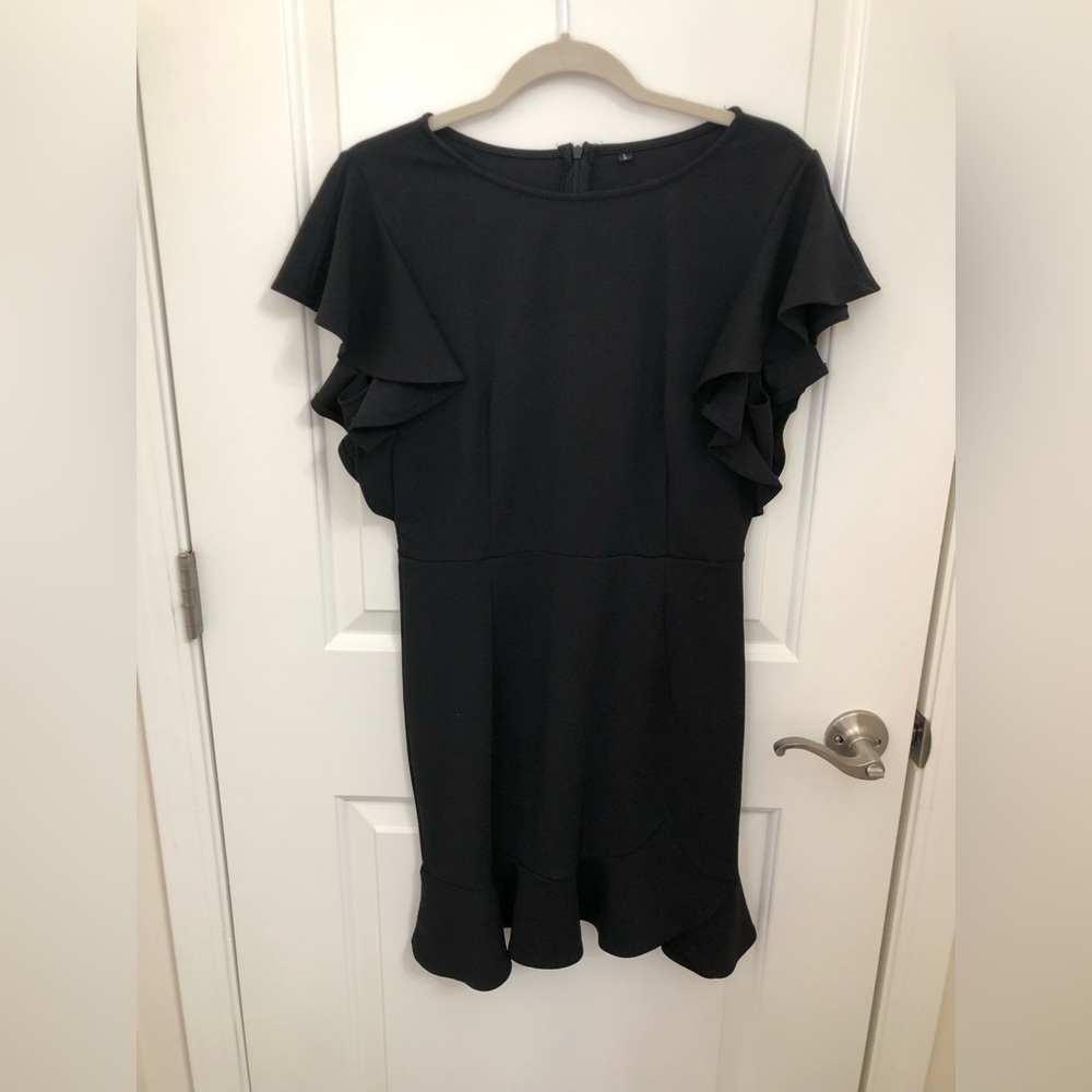 Shirt black dress with ruffle sleeves and skirt